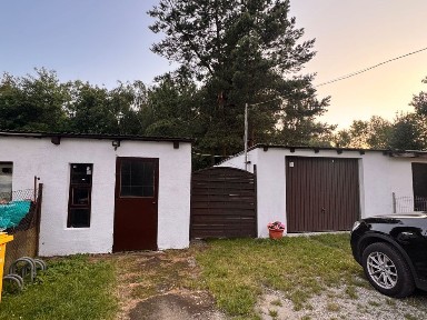 Mieszkanie 75,5 m² z osobnym wejściem i własnym garażem w Jerzmanowicach. Moziwość zamiany na mniejsze mieszkanie