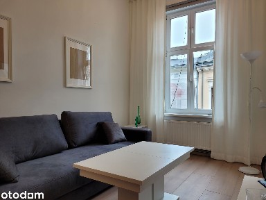 3 pokoje (2 osobne + salon), po remoncie, ul. Ariańska od zaraz
