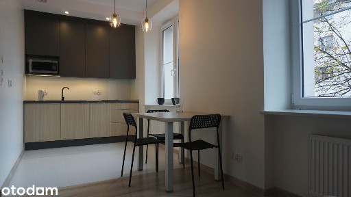 2 pokoje, winda, klimatyzacja, balkon, Lea, plac Inwalidów, od zaraz
