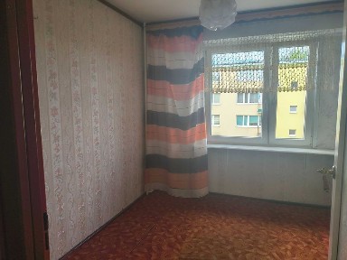 Mieszkanie 3-pokojowe z balkonem do remontu - Pabianice