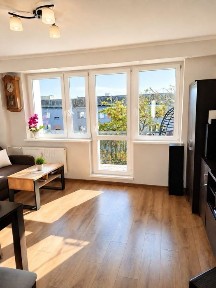 Sprzedam 4 pokoje 64 m2 Radogoszcz.