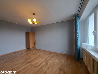 M2 duża kawalerka, balkon, winda, do zamieszkania