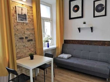 *Przytulna kawalerka w centrum, blisko Uniwersytetu - Lipowa 17. BRAK PROWIZJI