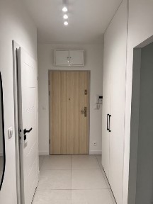 Apartament dwupokojowy z ogrodkiem
