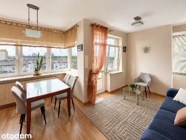 Garaż | Przestronne | Garderoba | Balkon