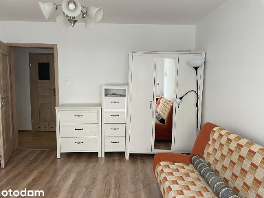 Wynajem mieszkania dla studentów. Pokój 11m2-1100zł. Pokój 17m2-1600zł