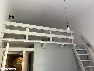 Wynajmę 2 pokojowe mieszkanie z antresolą