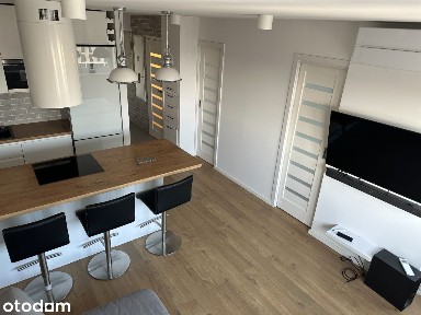 Apartament 2 pokoje 21 piętro Centrum Warszawy Bezpośrednio
