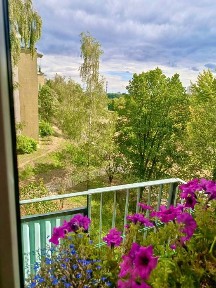 Zadbane mieszkanie 2 pokoje, oddzielna kuchnia, po remoncie, spokojna dzielnica LSM