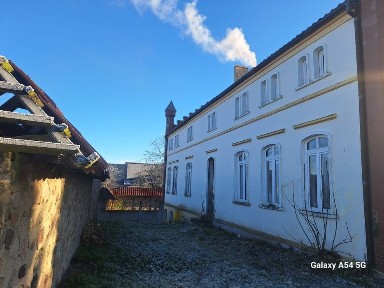 Sprzedam pałac blisko granicy Polsko-niemieckiej