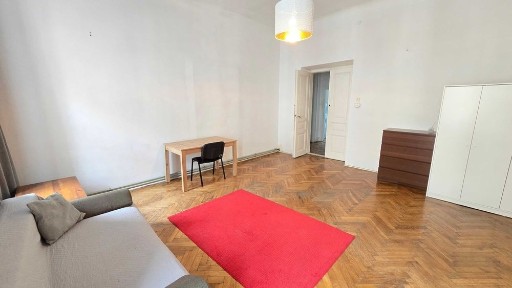 Trzypokojowe Stare Miasto blisko Kleparz.