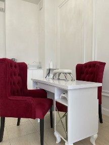 Podnajmę stanowisko dla manicure+pedicure (wystawiam FV)