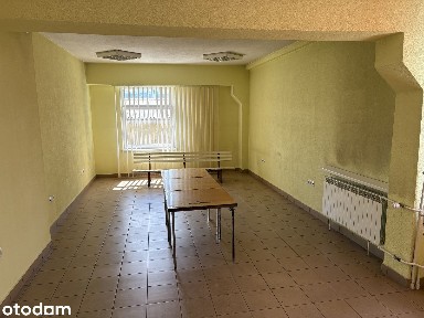 Wynajmę Lokal usługowo-biurowy 135m2/ogrzewanie w cenie