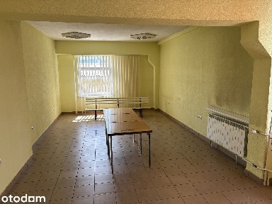 Wynajmę Lokal usługowo-biurowy 135m2/ogrzewanie w cenie