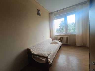 Dwa pokoje, świetna lokalizacja, niski czynsz