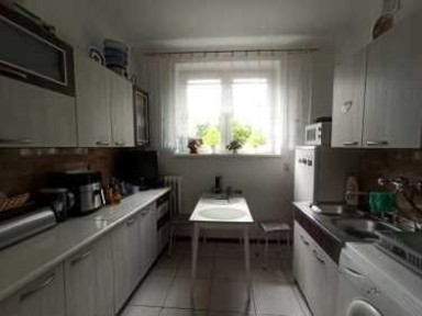 sprzedam kawalerkę 35m, z balkonem, II piętro, ul. Sienkiewicza 68