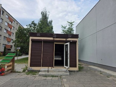 Sklep - ul. Bezpieczna przy Biedronce