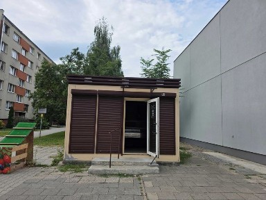 Sklep - ul. Bezpieczna przy Biedronce