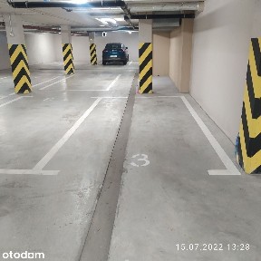 Miejsce w hali garażowej ul. Wenecjańska 7 - ochrona