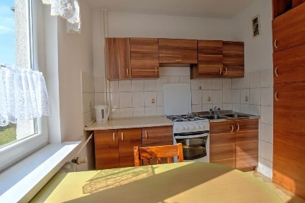 Kawalerka z balkonem niemal w centrum - parter