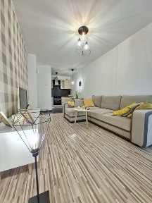 Wynajmę mieszkanie 38 m2, 2-pokojowe z dużym balkonem, 2400 zł całość z czynszem!