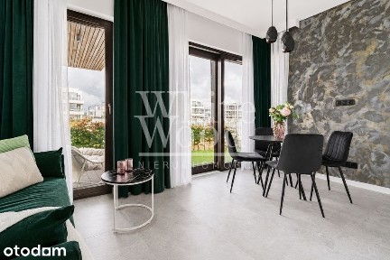 Nadmorski apartament z ogródkiem przy marinie