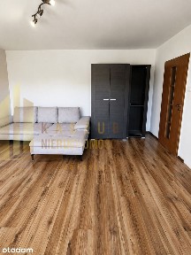 2, pokoje, blok, balkon logia os. Muzyków.