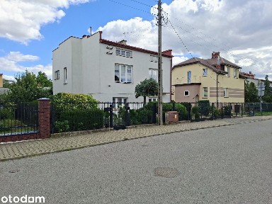 Zadbany wolnostojący dom 110 m² + budynek 80 m² |Radom Idalin | 6 ar