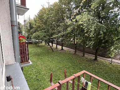 Przytulne 2-pokojowe mieszkanie, 1 piętro, widok na teren zielony.