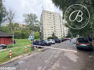 Mokotów, ul. Św Bonifacego, 2 pokoje, 38,1 m², widna kuchnia
