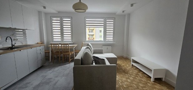 Do wynajęcia mieszkanie 3 pokojowe po remoncie z balkonem II piętro.