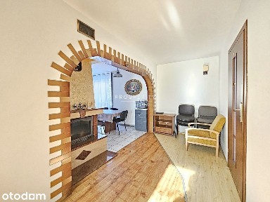 Dwa domy z prosperującym hostelem na 20 osób