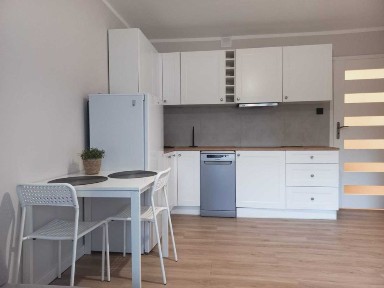 Wynajmę dwupokojowe mieszkanie PRZY MANHATTANIE | balkon