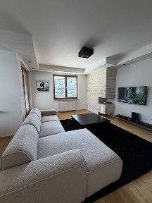 apartament 73 m² z miejscem parkingowym.