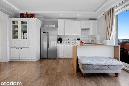 3pokoje,61m,winda,balkon,gotowe do zamieszkania