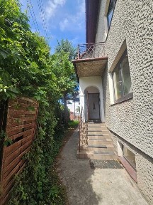 Targówek 36 pokoi 9 łazienek 5 wc bezpośrednio