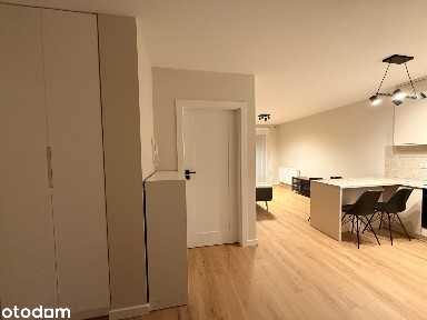 Bezpośrednio, nowe z garażem, świetna lokalizacja, 45m2 + balkon 9m2