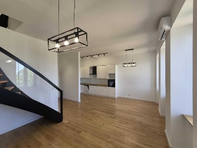 Apartament, 4 pokoje z tarasem, widok na panoramę miasta, prywatny parking, bardzo wysoki standard wykończenia Kołobrzeska 8, Osiedle Lotników 1