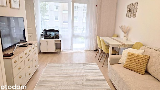 Spółdzielcze własnościowe 2 pokojowe Rejtana, balkon loggia, 1 piętro