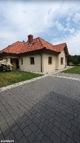 Dom z garażem w spokojnej okolicy 15 min do Wilanowa / Warszawa