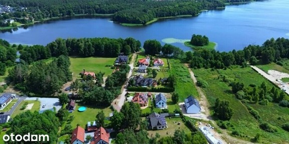 przepiękny dom, z dużą działką tuż nad jeziorem