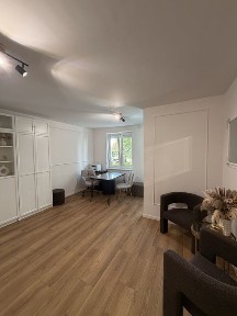 Lokal usługowy 40 m² | centrum | parter | dwa pomieszczenia + 2 łazienki | parking | wejście od ulicy