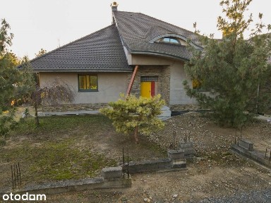 Dom na sprzedaż pow. 282 m2, dz. 39 ar Gogolin