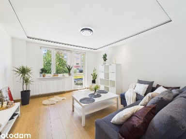 świetna lokalizacja - balkon, 1 Piętro