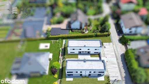 Dwupoziomowe z 2 miejscami postojowymi i ogródkiem