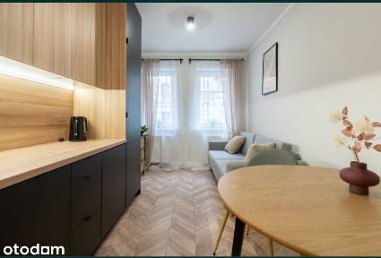 Mieszkanie w samym sercu Katowic ul Słowackiego / Apartment in center