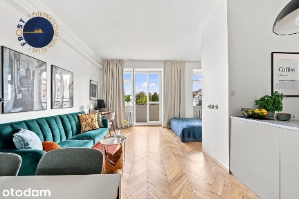 Inwestycja, balkon, widok na Starówkę i Bulwary