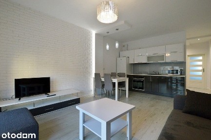 Atrakcyjne 3pok. (salon + 2 sypialnie), ok. UM, os. Wiktoryn
