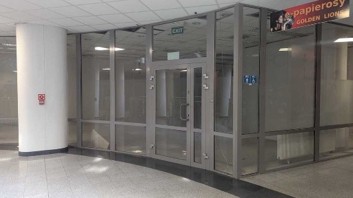Lokal handlowo-usługowy 180.6 m2 parter, blisko wejścia głównego - Galeria Wiatraczna