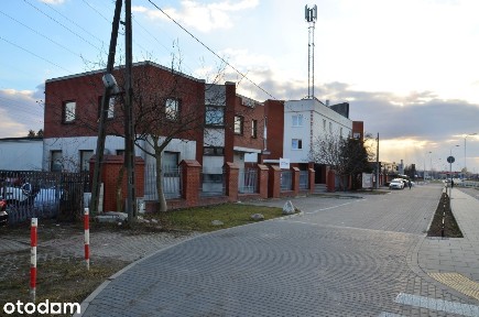 nieruchomość usługowo-biurowa-mieszkaniowa